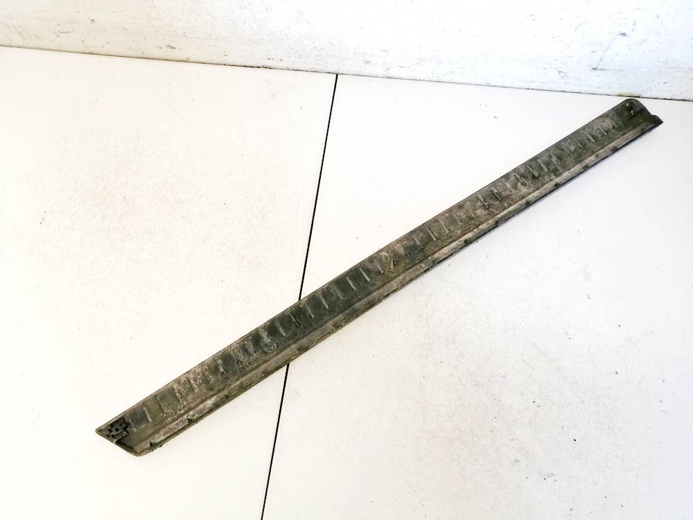 3C0854949 Volkswagen Passat 2008 Duru moldingas isorinis G.K. - Thumbnail 2