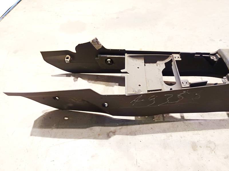 Audi A3 2006 Wykończenie wnętrza (plastikowe elementy) - Thumbnail 2