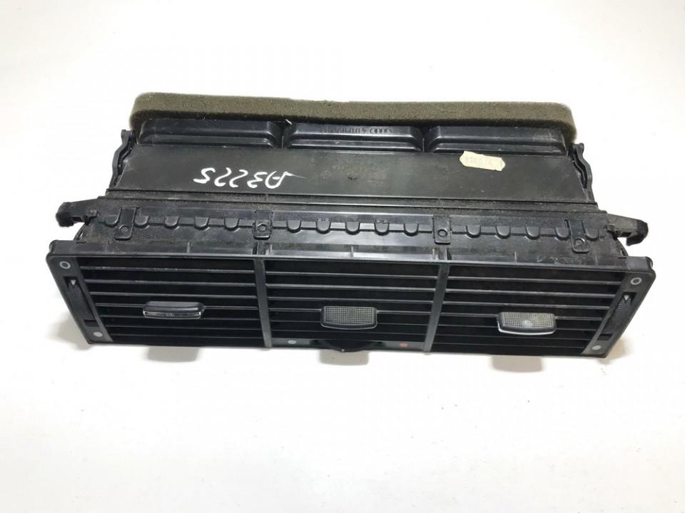 4D0820951 Audi A8 1999 Dash Vent (Air Vent Grille)