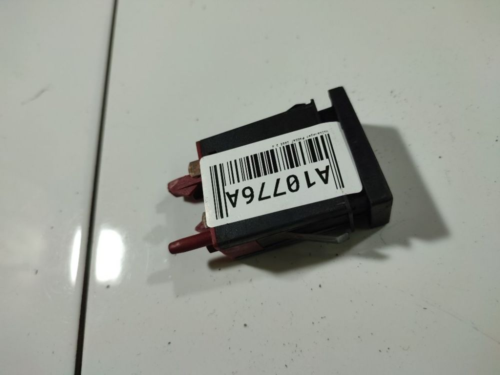 3B0927134A Volkswagen Passat 2005 ESP Switch Button