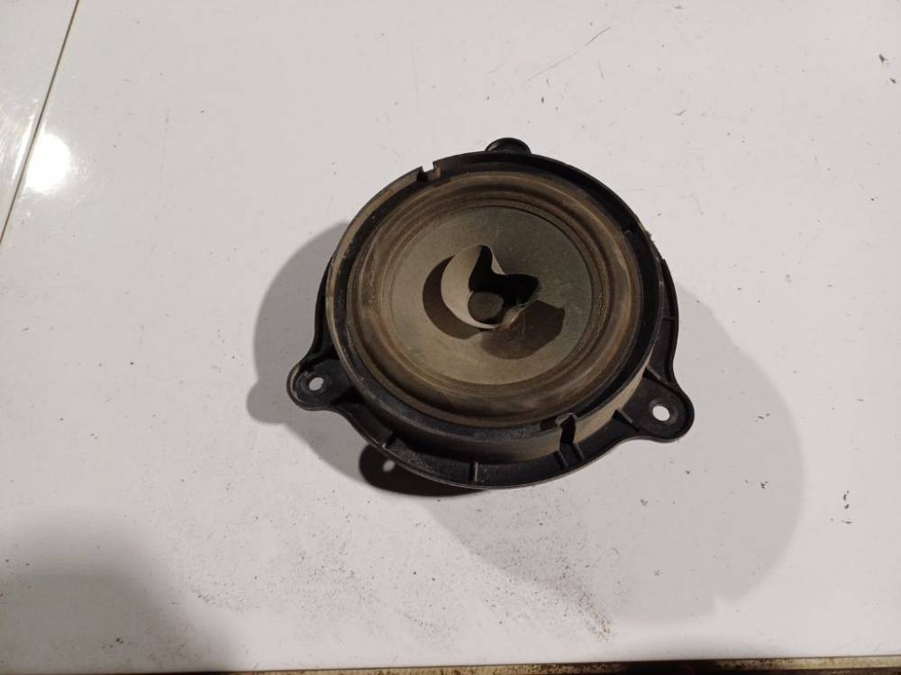 7606500079 Nissan Primera 2003 Speaker (audio)