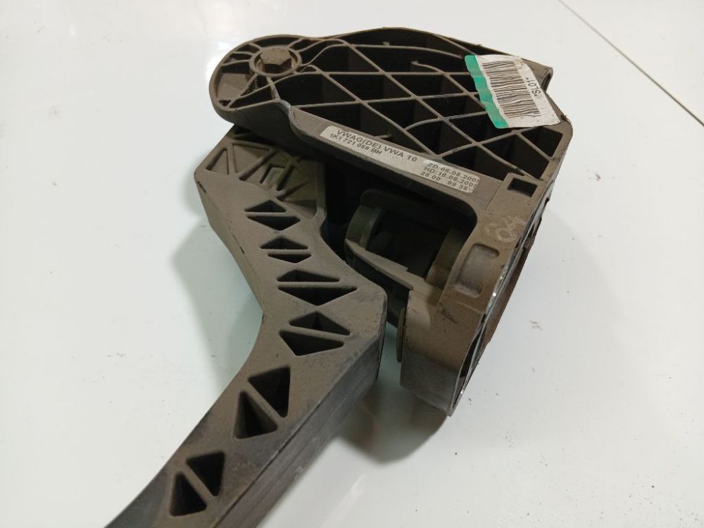 1K1721059BH Skoda Octavia 2005 Sankabos pedalas - Thumbnail 2