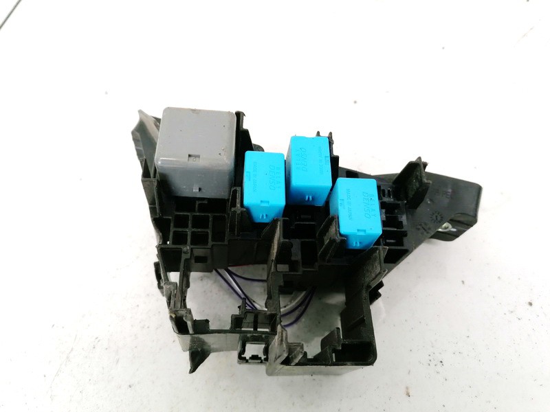 Toyota Hilux 2021 Fuse box