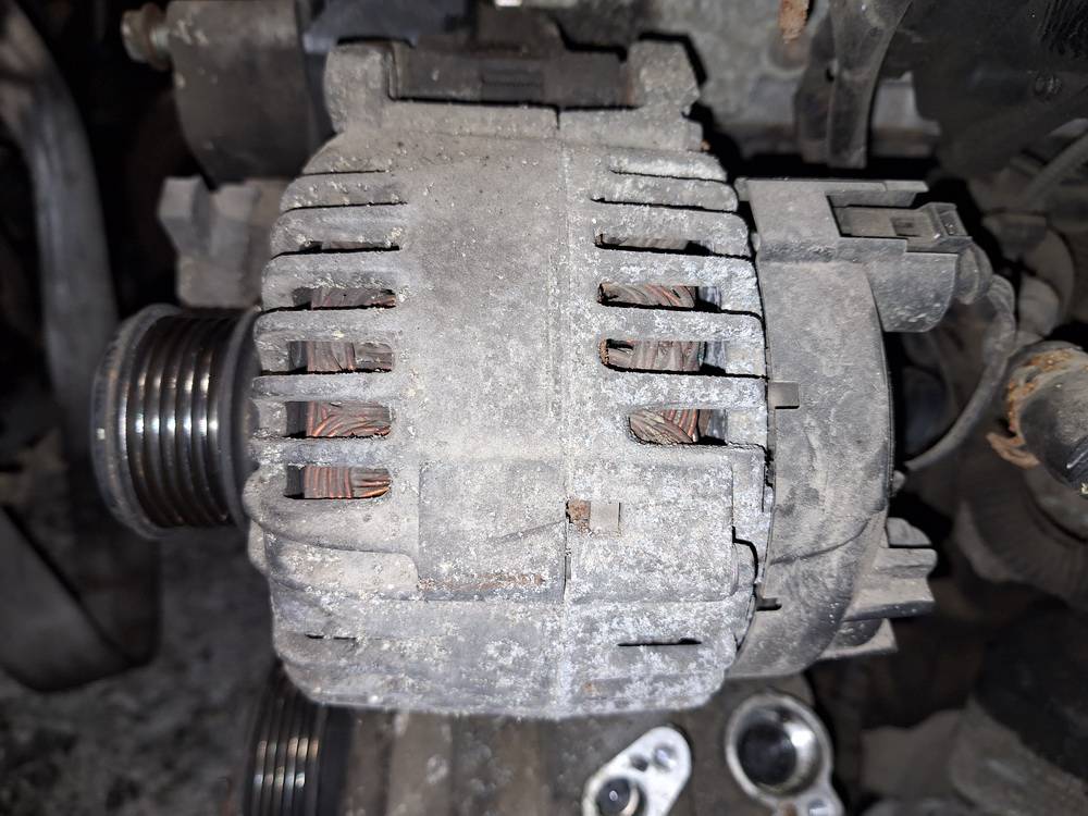 06F903023C Volkswagen Touran 2007 Alternator