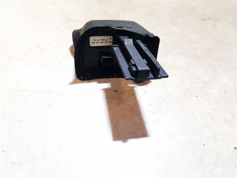 Ford Transit Connect 2008 Holden Steering Wheel Button - Thumbnail 3