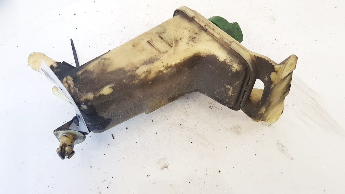 8d0422373c used Brake Master Cylinder Reservoir Audi A6 2002 2.5L