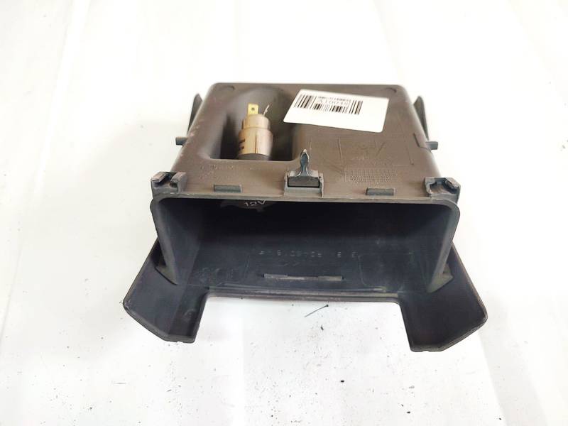 3M5X17060508 Ford C-MAX 2007 Zapalniczka samochodowa