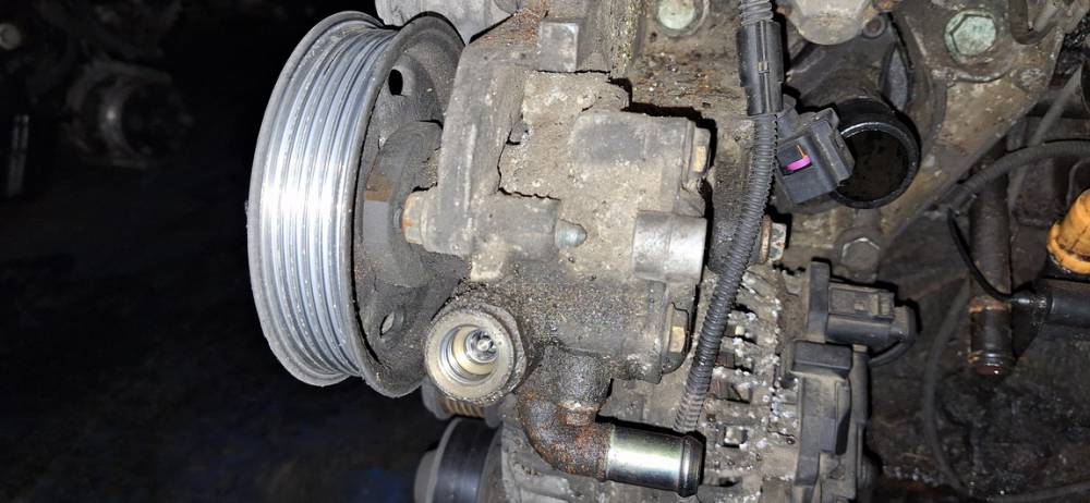 038145255B Volkswagen Bora 1999 Pump assembly - Power steering pump - Thumbnail 3