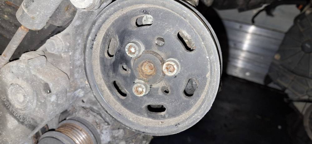 038145255B Volkswagen Bora 1999 Pump assembly - Power steering pump - Thumbnail 2