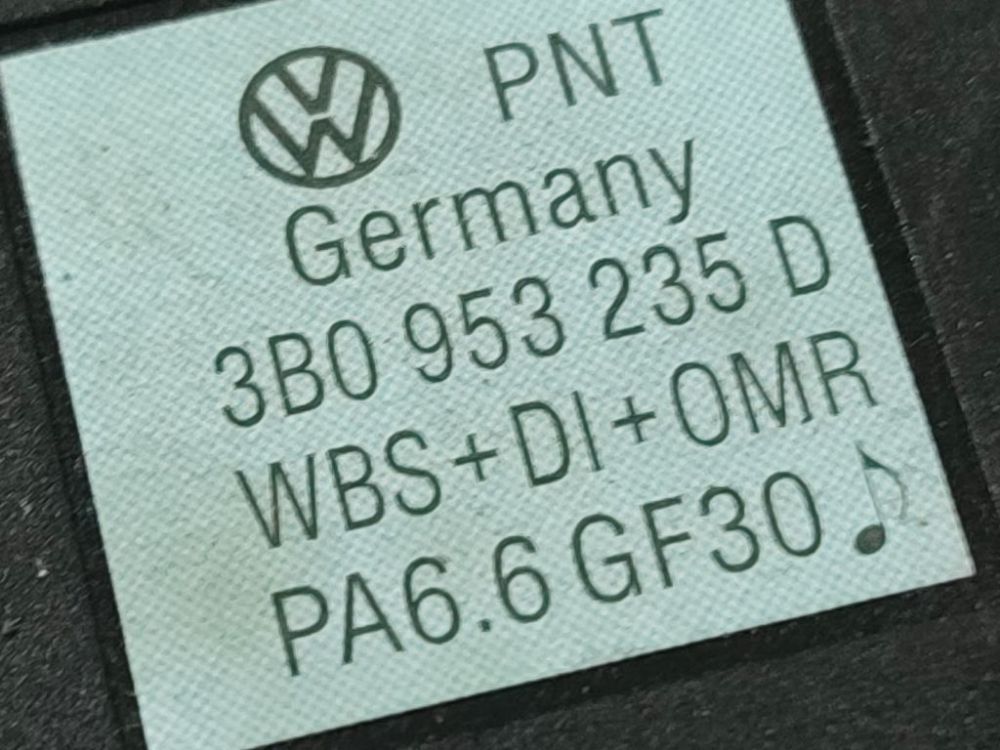 3B0953235D Volkswagen Passat 2005 Hazard switch - Thumbnail 4