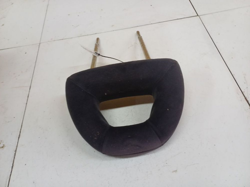 Volkswagen Bora 2003 Seat headrest - Thumbnail 4