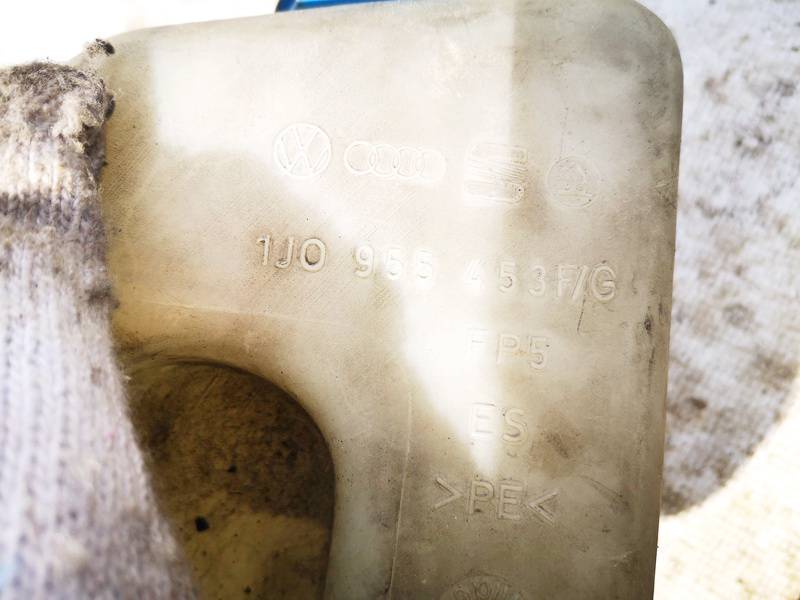 1J0955453F Audi A3 2000 Windshield Washer Reservoir tank (WASHER BOTTLE) - Thumbnail 3