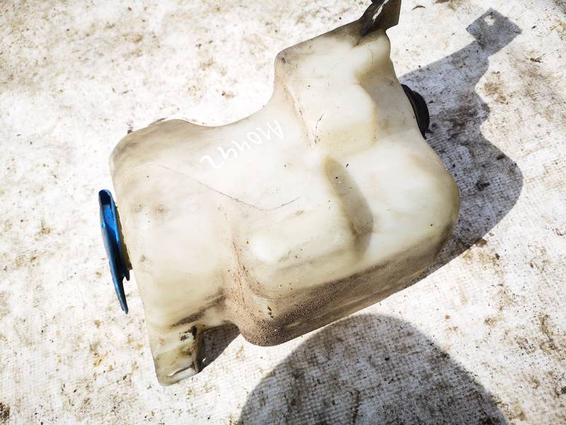 1J0955453F Audi A3 2000 Windshield Washer Reservoir tank (WASHER BOTTLE) - Thumbnail 2