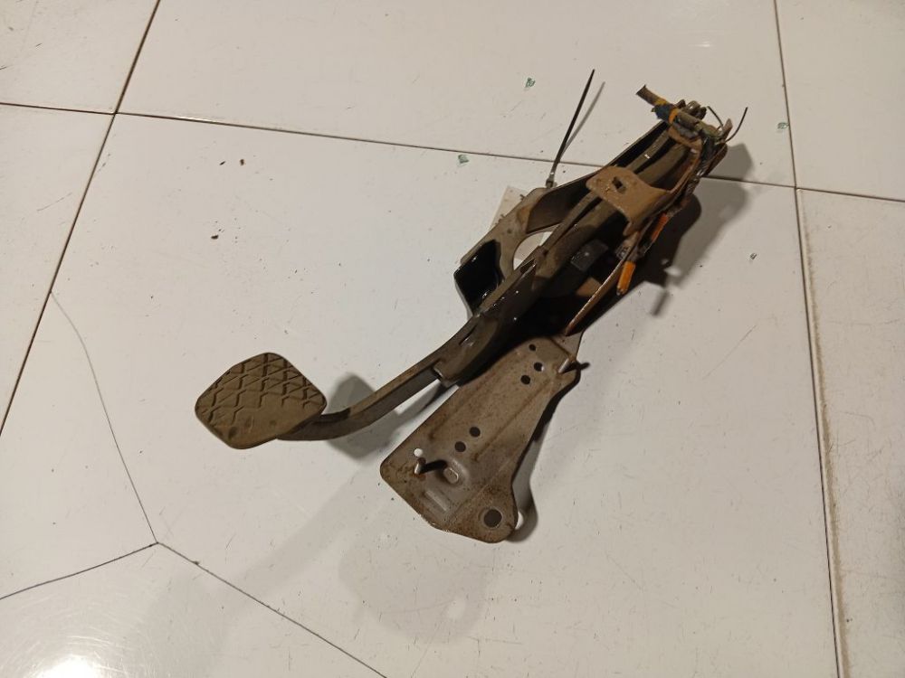 Mazda 5 2008 Bremžu pedālis