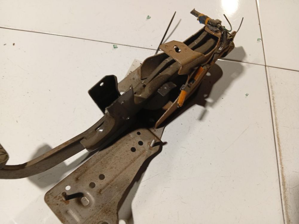 Mazda 5 2008 Bremžu pedālis - Thumbnail 3