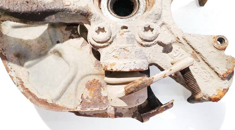 Skoda Octavia 2006 Wspornik piasty - PRZEDNIE LEWE - Thumbnail 3