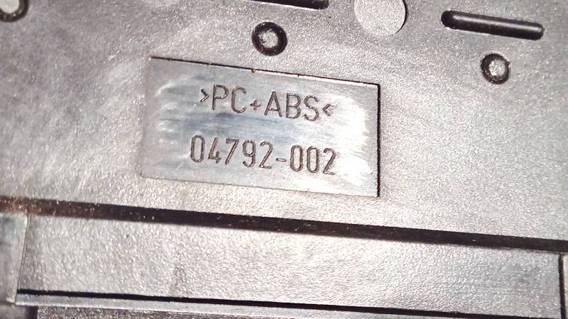 04792002 Ford C-MAX 2007 Dash Vent (Air Vent Grille) - Thumbnail 3