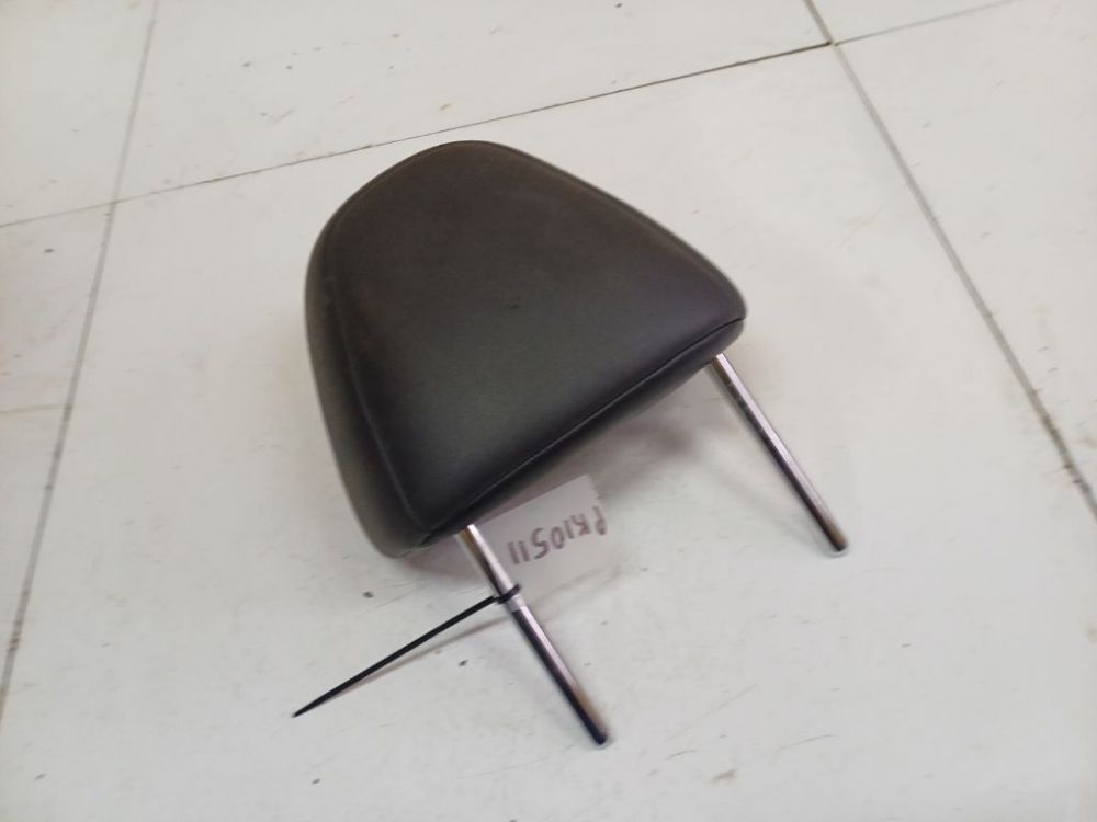 Honda Accord 2004 Seat headrest - Thumbnail 4