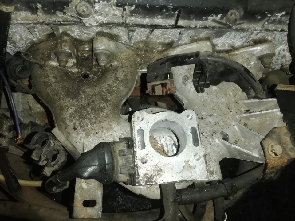 Renault Clio 1997 Ansaugkrümmer Ansaugbrücke