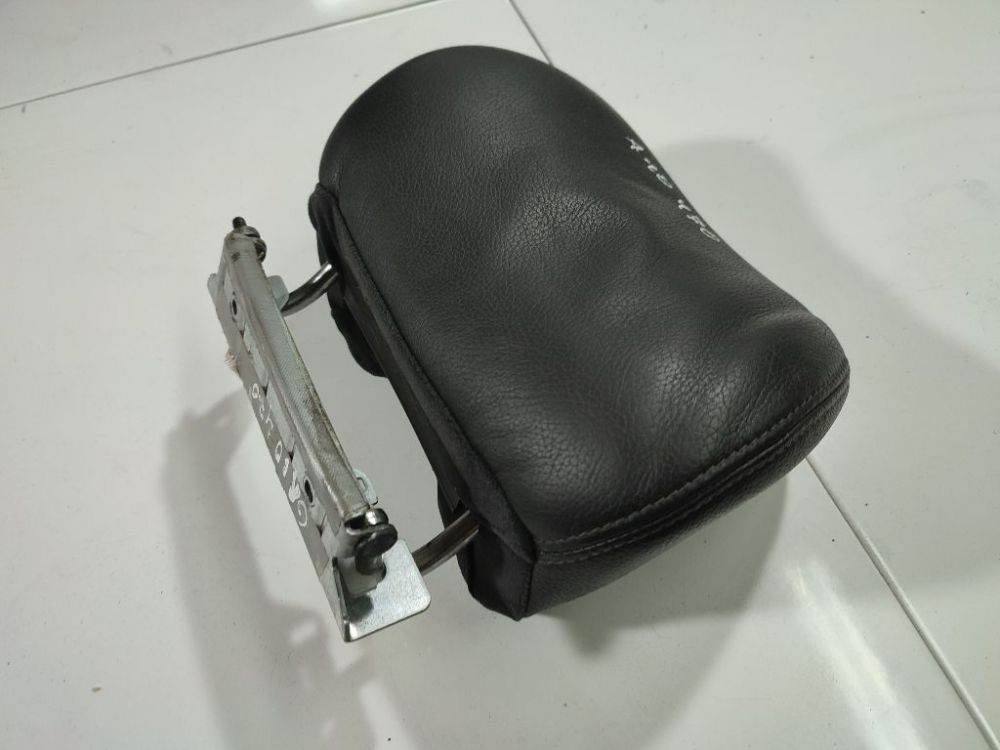 Volvo S60 2004 Zagłówek fotela