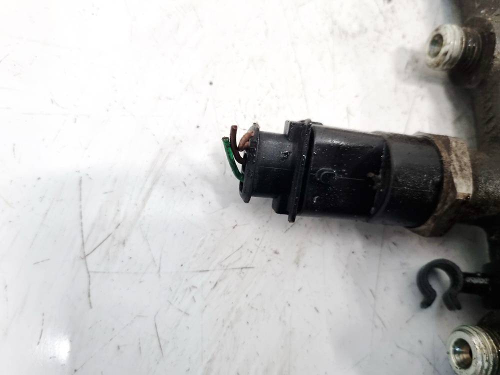 0281002522 Renault Laguna 2003 Датчик давления топлива