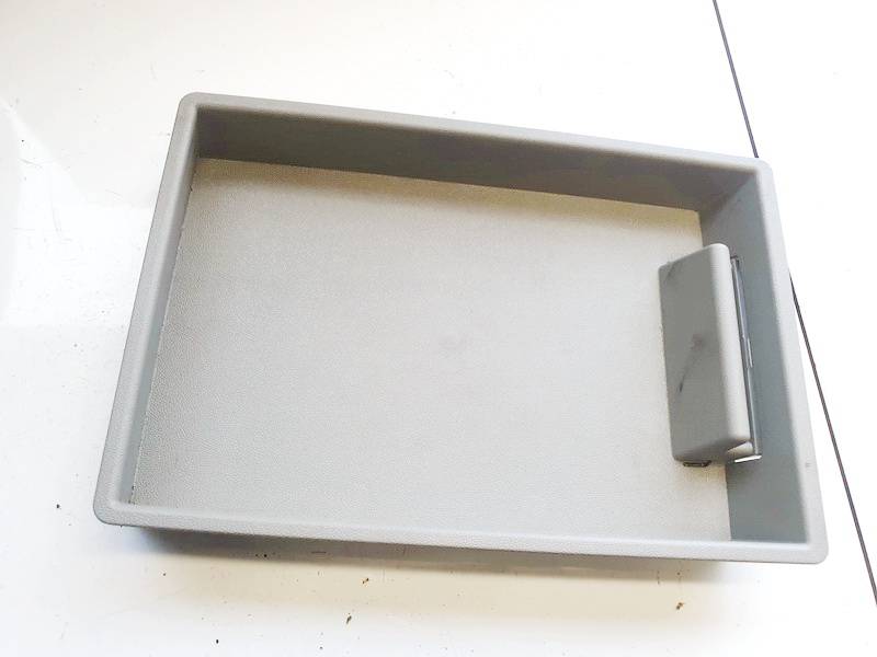 4F0885944 Audi A6 2006 Крышка вещевого ящика