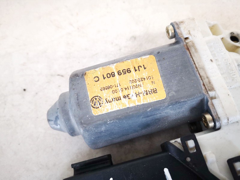 1J1959801C Volkswagen Golf 2000 Window Motor - FRONT RIGHT - Thumbnail 2