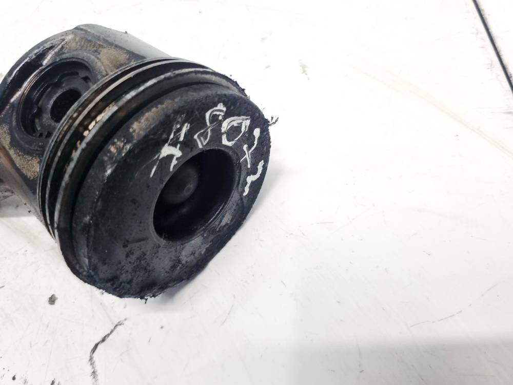 Opel Zafira 2005 Tłok z korbowodem - Thumbnail 2