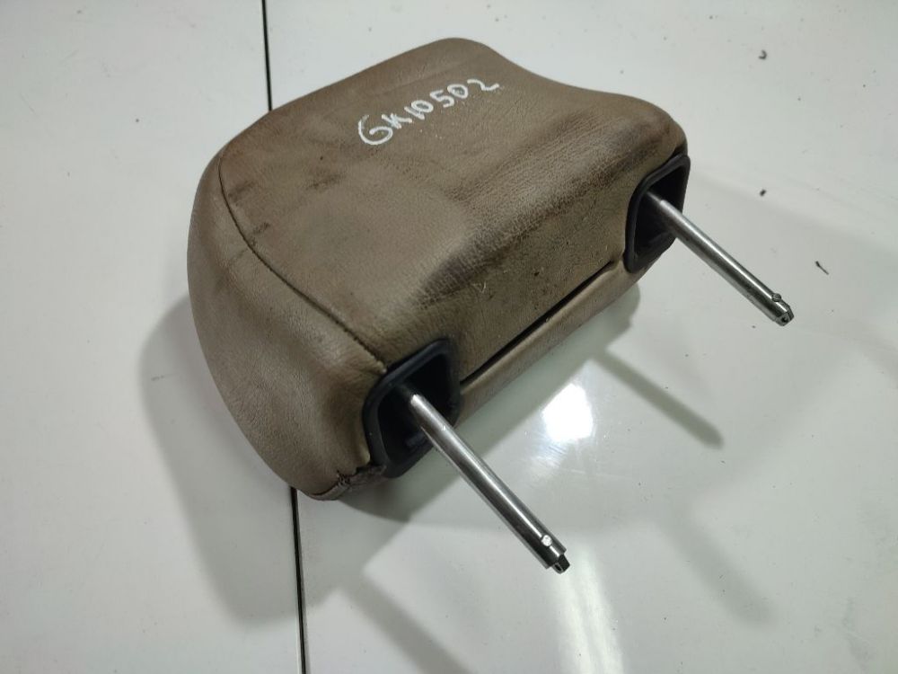 Volvo V70 1997 Zagłówek fotela