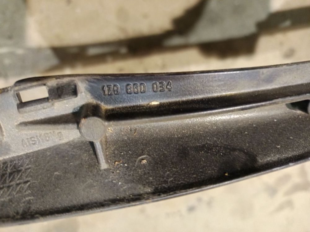 1Z0860034 Skoda Octavia 2005 Prawy reling dachowy - Thumbnail 5