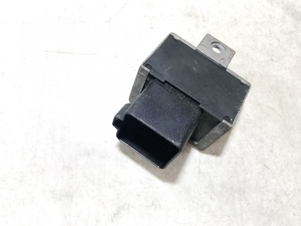 7700115078 used Glow plug relay Suzuki Grand Vitara 2008 1.9L
