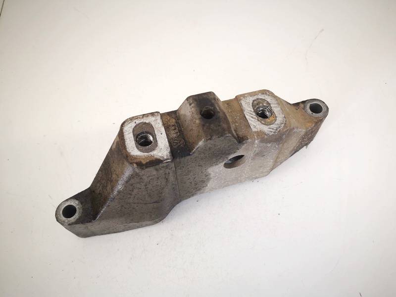1J0199117N Volkswagen Bora 1999 Engine Mount Bracket and Gearbox Mount Bracket