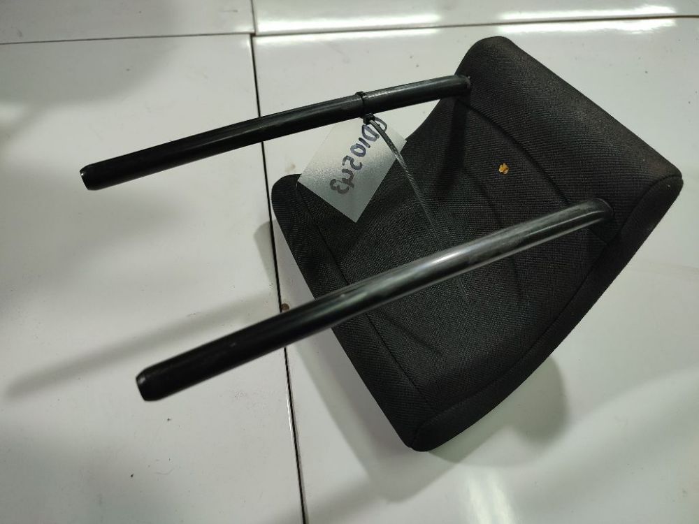 Peugeot 308 2008 Kopfstütze - Thumbnail 3