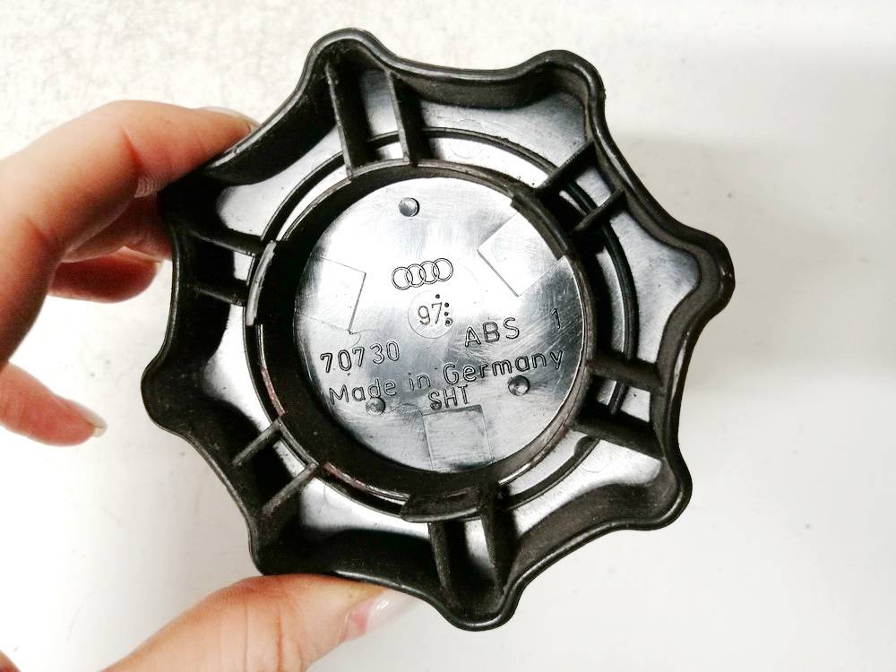 70730 Audi A6 1997 Wykończenie wnętrza (plastikowe elementy) - Thumbnail 3