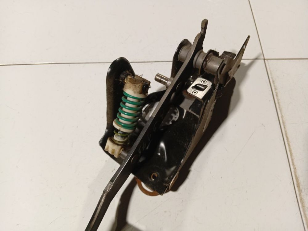 7G9N2D094KA Ford Galaxy 2008 Stabdziu pedalas - Thumbnail 3