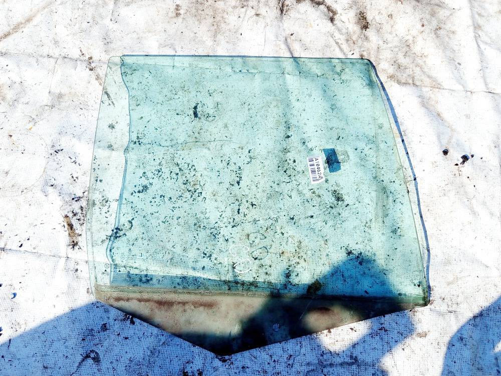 AS2 Volkswagen Bora 1999 Durvju stikls - AIZMUGURE PA LABI