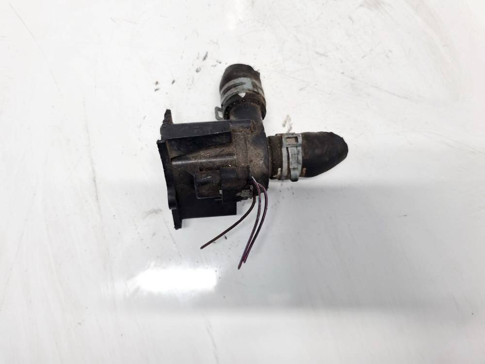 8K0819147 Audi A5 2010 Dodatkowa elektryczna pompka wody (pompa obiegowa wody)