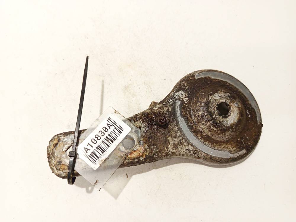 BMW 7-Series 2002 Engine Mount Bracket and Gearbox Mount Bracket