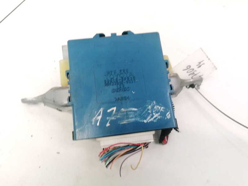 896180F020 Toyota Corolla Verso 2006 MÓDULO DE CONFORT-CONVENIENCIA