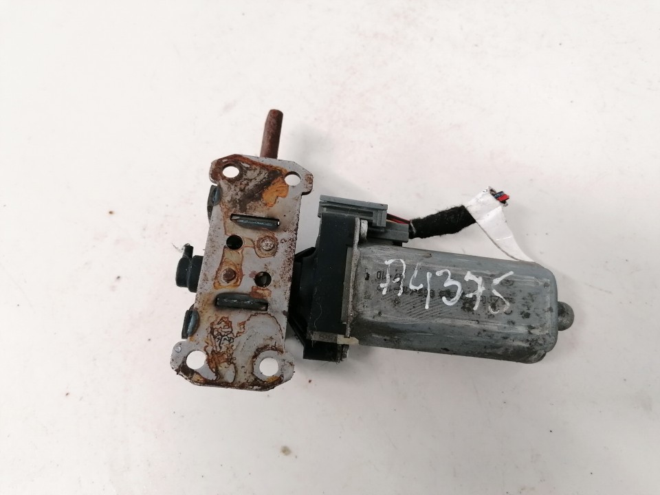 0390203219 Volvo XC 70 2007 Seat Motor Regulator - FRONT RIGHT