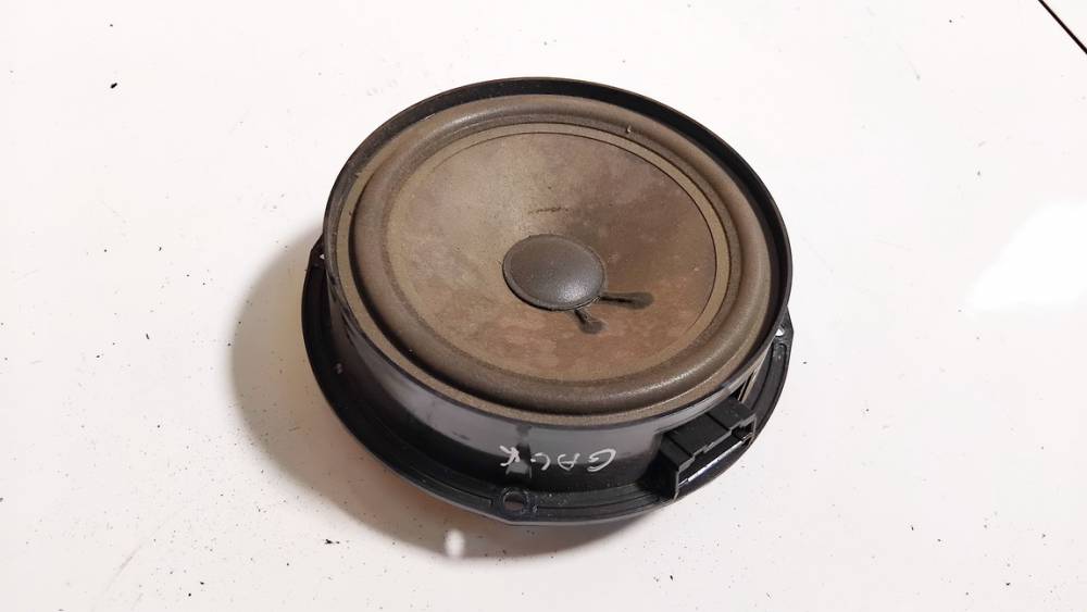 3C0035453 Volkswagen Passat 2006 Speaker (audio)