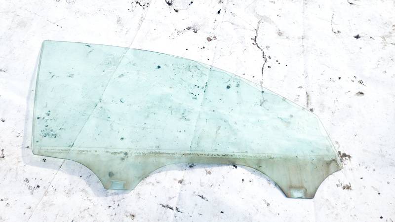 Volkswagen Passat 1998 LUNA DELANTERA DERECHA, Luna de la puerta delantera - FRENTE DERECHO