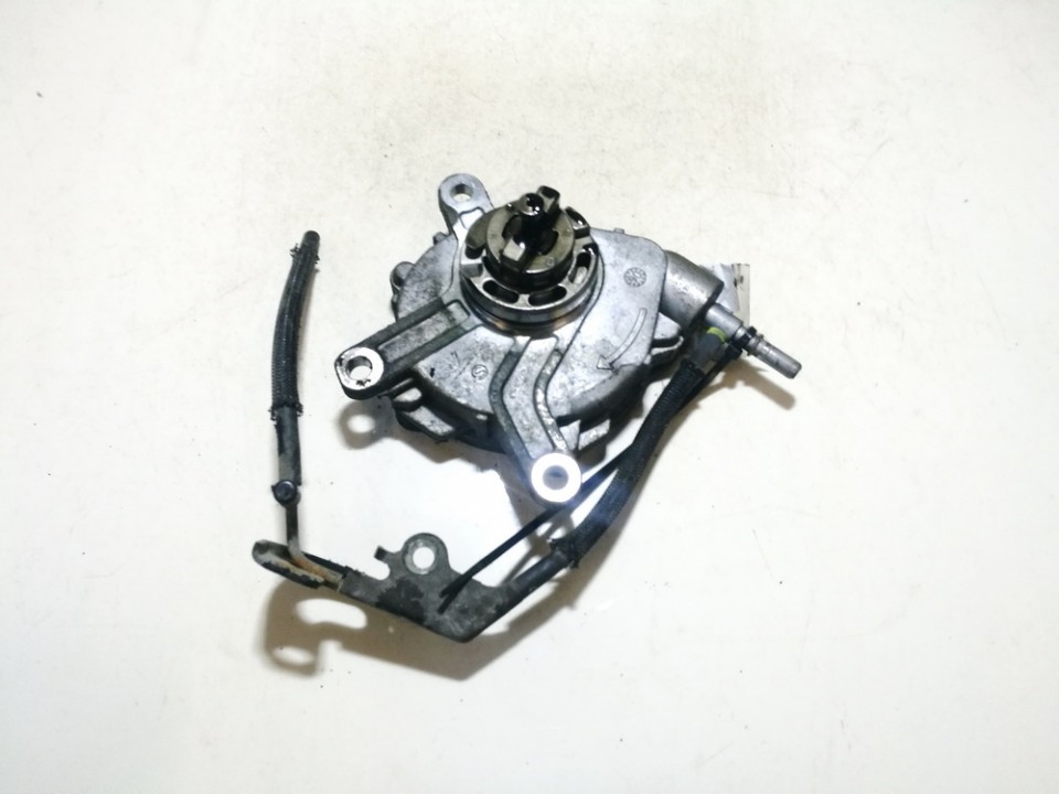 166010758 Toyota Corolla Verso 2006 Brake Vacuum Pump