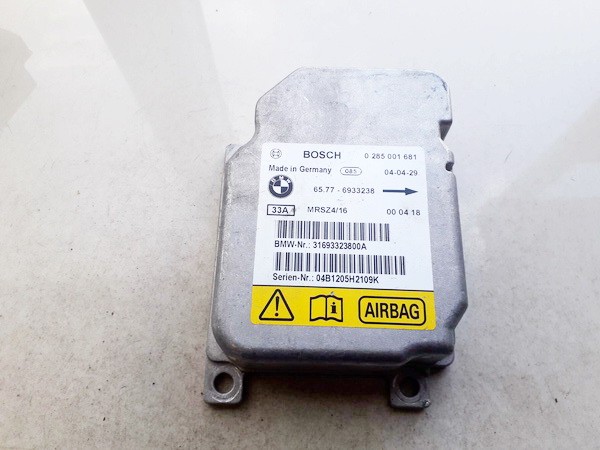 65776933238 BMW 3-Series 2004 Airbag crash sensors module