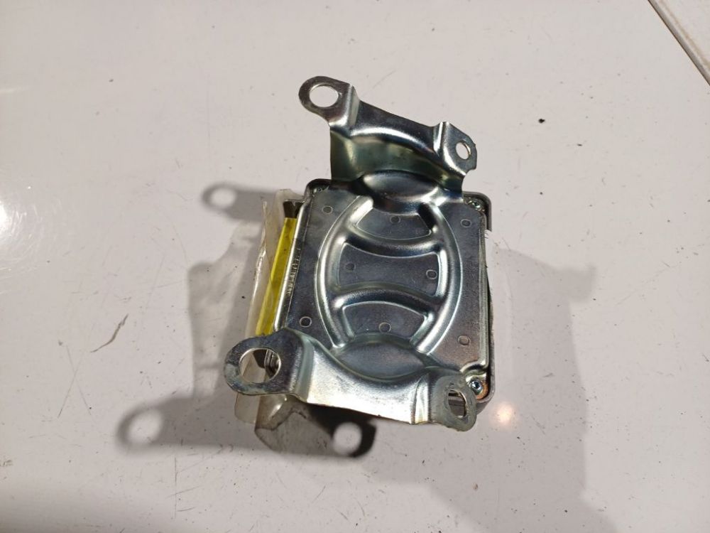 209996104 Toyota Yaris 2005 Komputer SRS airbag – moduł sterujący poduszek powietrznych - Thumbnail 3