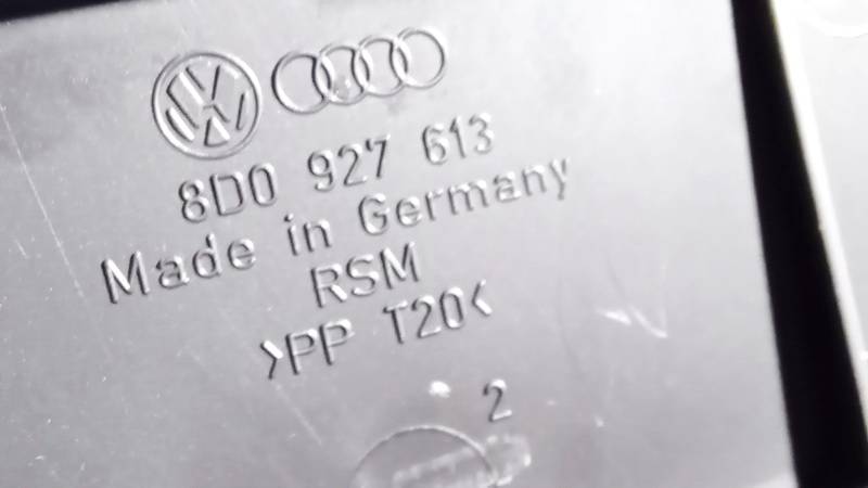 8D0927613 Audi A6 2001 Sicherungskasten Steuergerät - Thumbnail 3