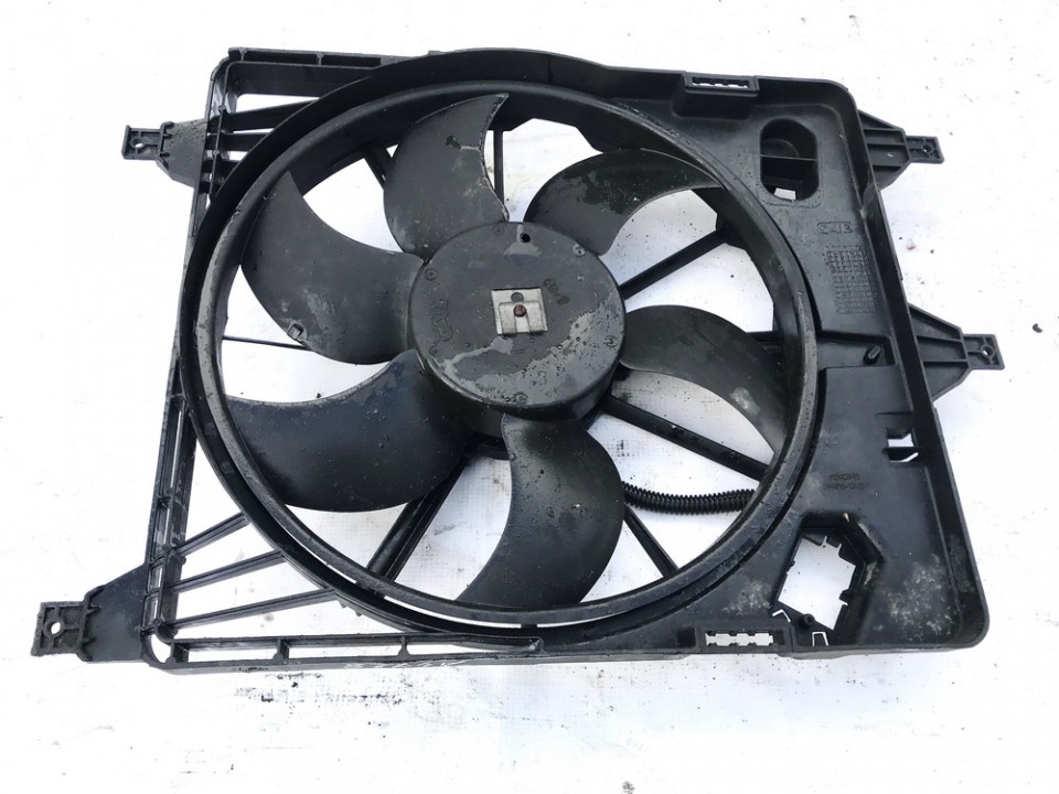 8200685718 Renault Clio 2004 Diffuser, Radiator Fan - Thumbnail 2