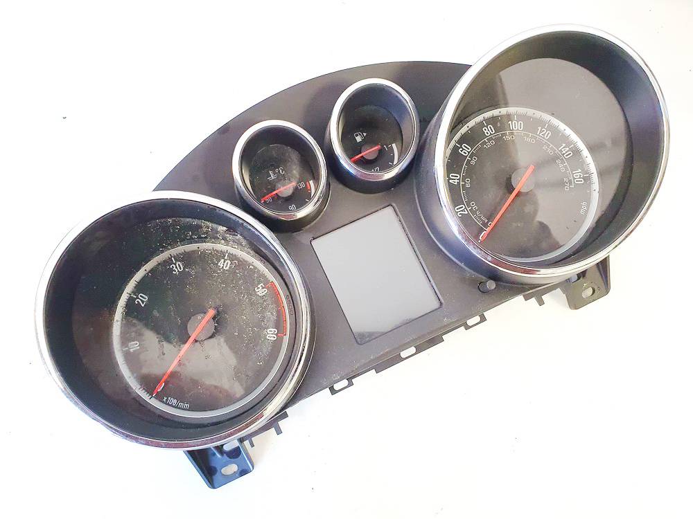 13355668 Opel Astra 2011 Speedometers - Cockpit - Speedo Clocks Instrument