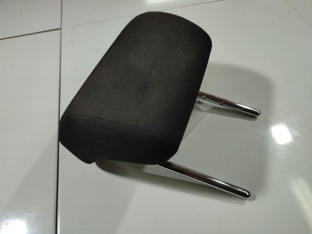 Skoda Octavia 2009 Seat headrest