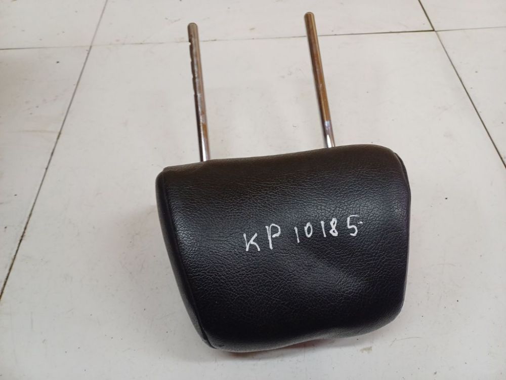 Skoda Superb 2011 Seat headrest